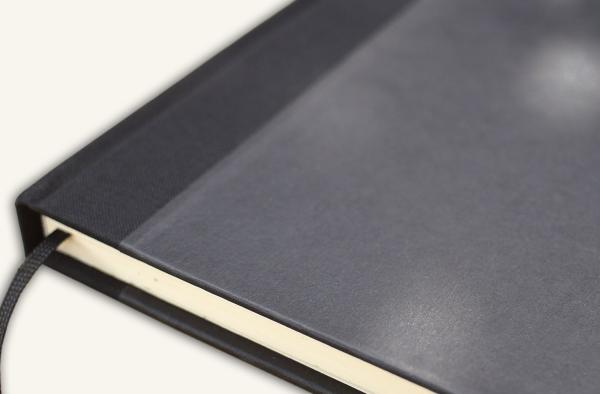 Schreib - und Notizbuch schwarz, mit schwarzem Leinen